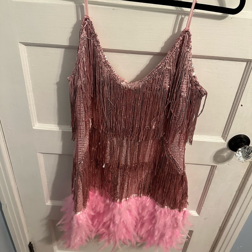 Pink flapper with feathers